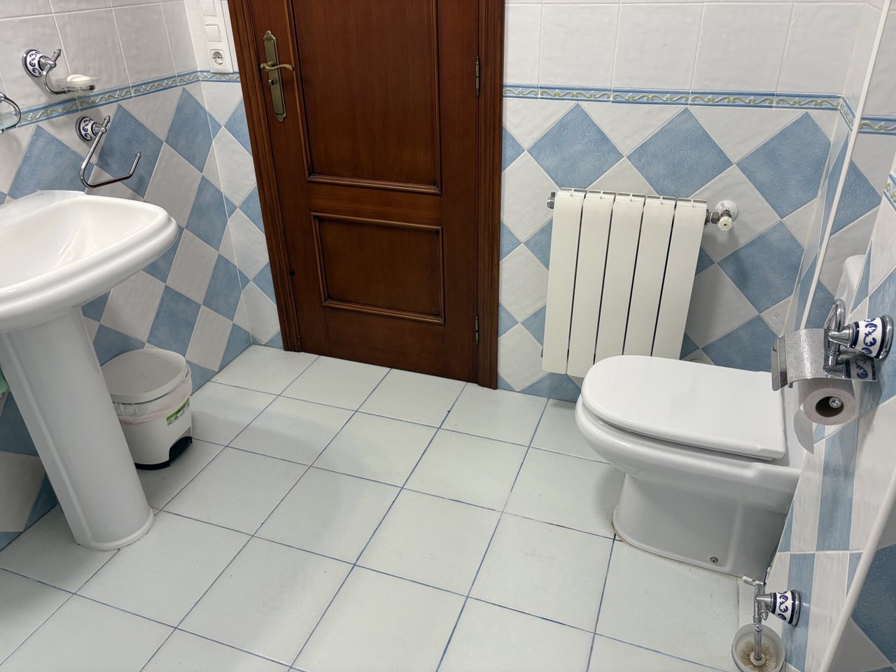 OPPORTUNITY! APARTMENT IN THE HEART OF DENIA