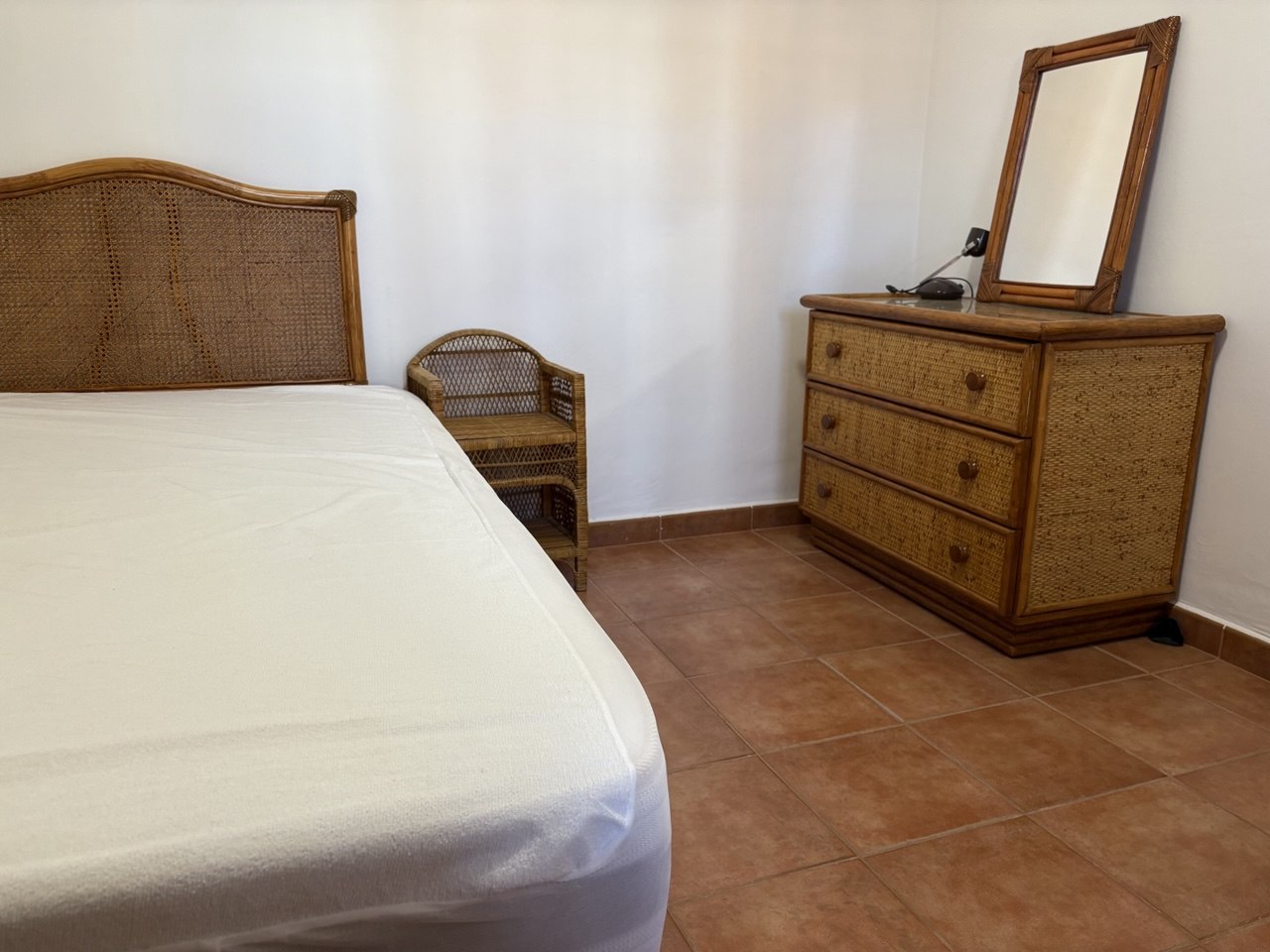 OPPORTUNITY! APARTMENT IN THE HEART OF DENIA