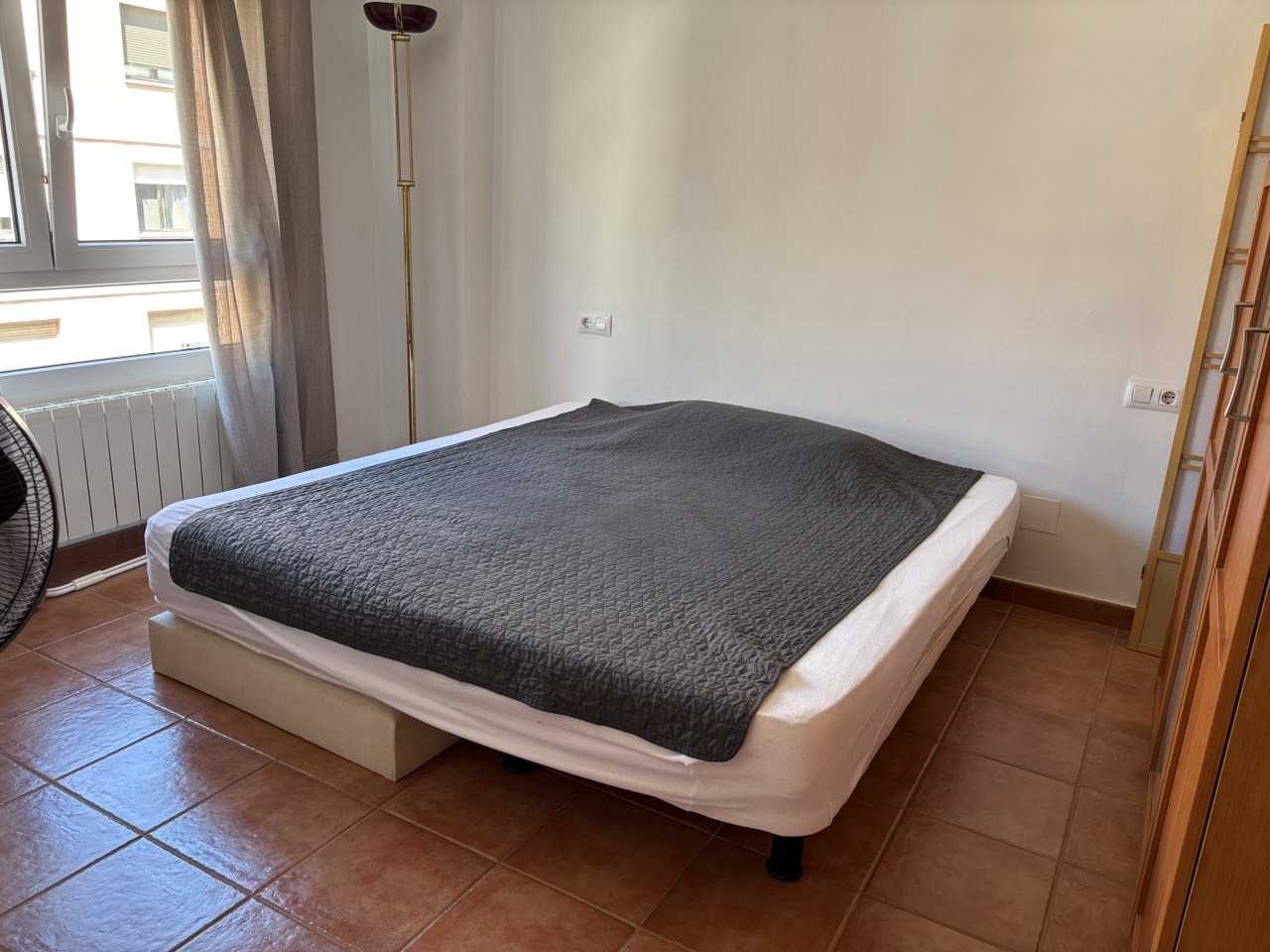 OPPORTUNITY! APARTMENT IN THE HEART OF DENIA