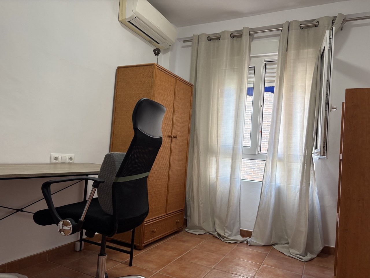 OPPORTUNITY! APARTMENT IN THE HEART OF DENIA