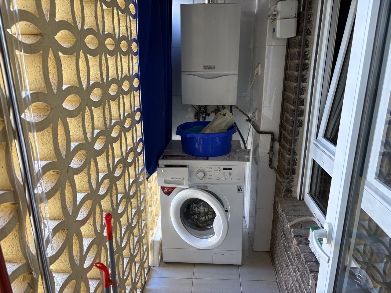 OPPORTUNITY! APARTMENT IN THE HEART OF DENIA