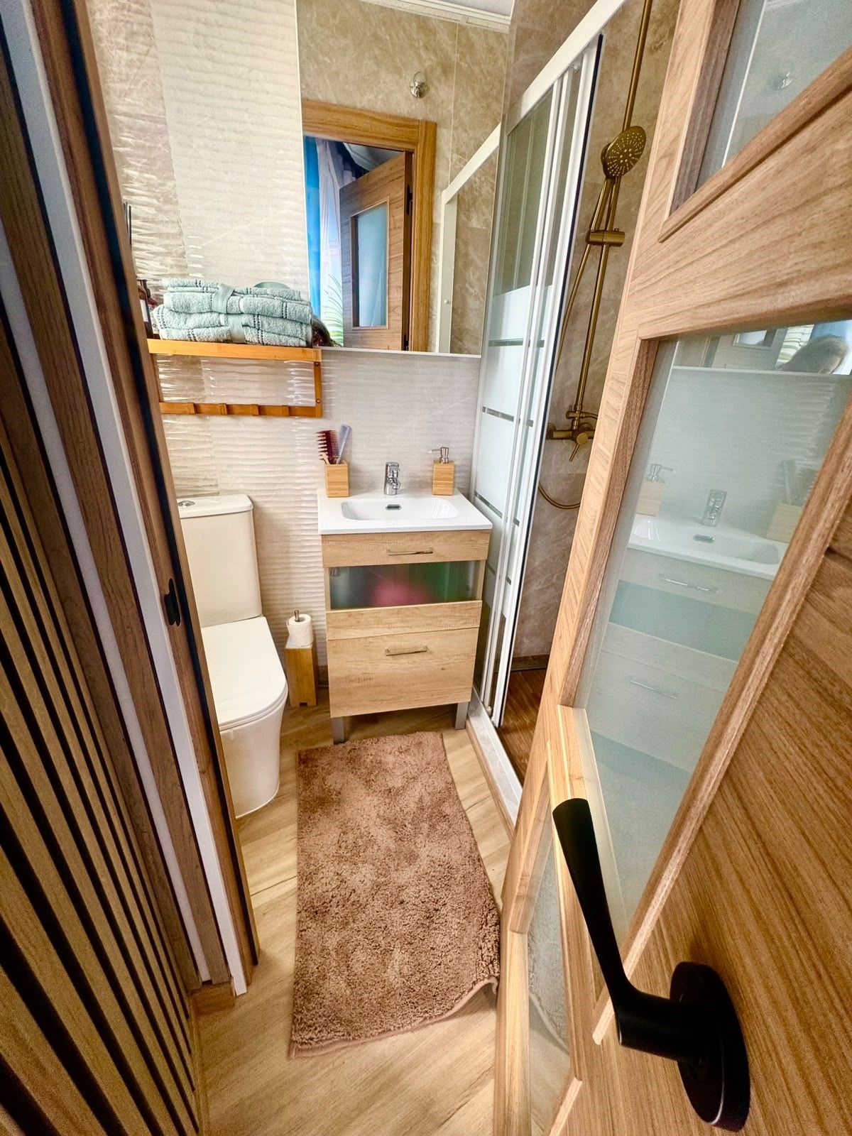 ALQUILER ANUAL DE ESTUDIO  ACOGEDOR  EN LA URBANIZACIÓN  CON PISCINA